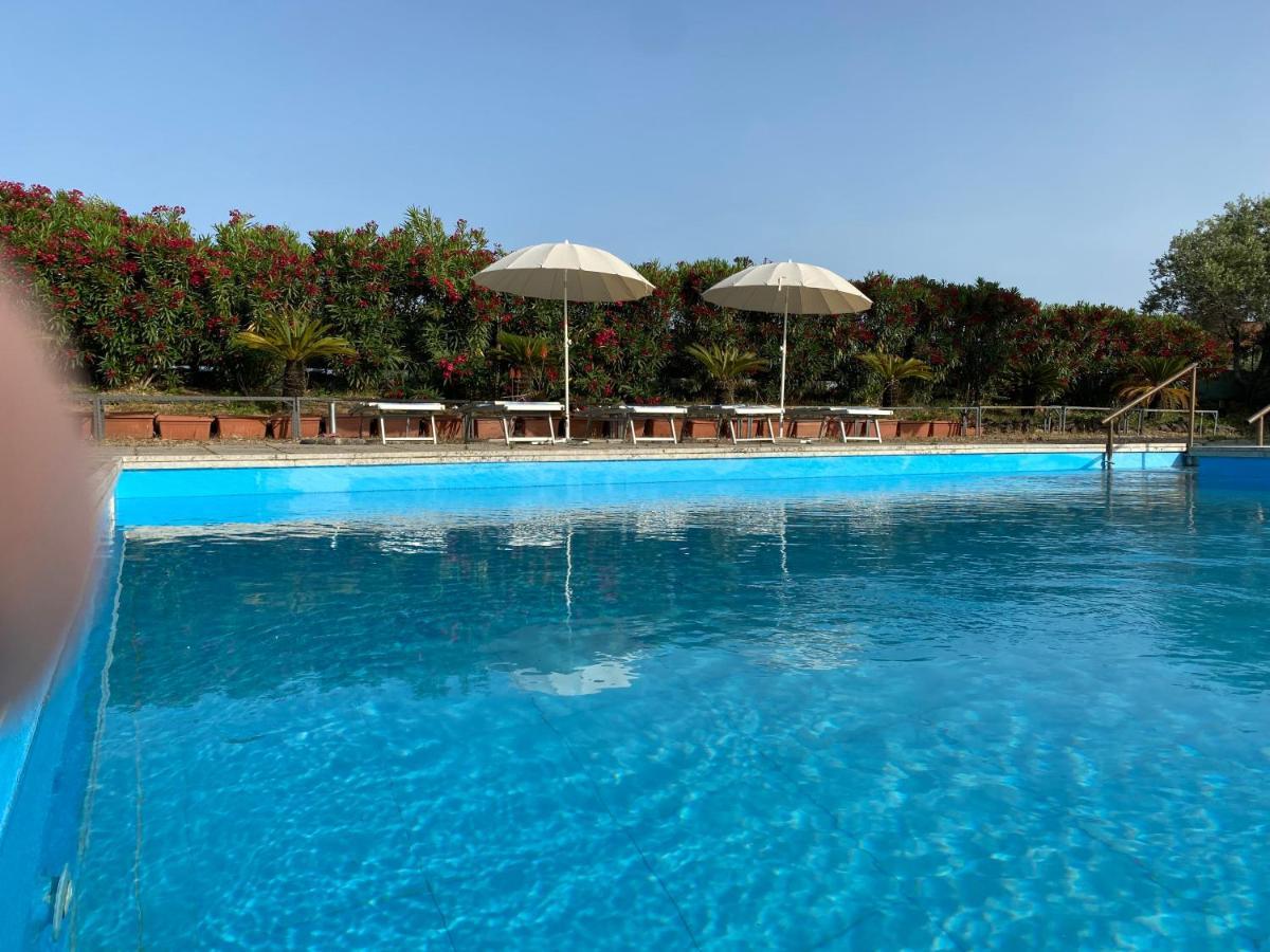 Agriturismo Il Borghetto Villa Foce del Sele Buitenkant foto